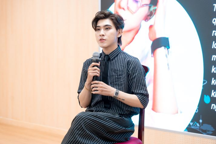 TikTok UniTour 2025 "đổ bộ" HUTECH, giải mã cơ hội nghề nghiệp trong nền kinh tế sáng tạo 49