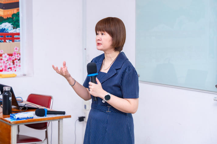 Giảng viên Khoa Nhật Bản học xây dựng nền tảng đào tạo ngôn ngữ học chuyên sâu với học phần Dẫn luận ngôn ngữ 25