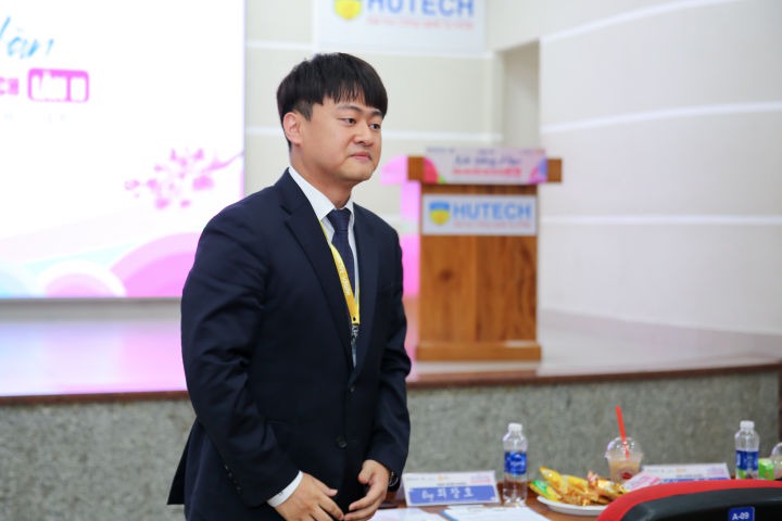 Hấp dẫn với Chung kết cuộc thi “Nói tiếng Hàn lần II” của khoa Hàn Quốc học 34
