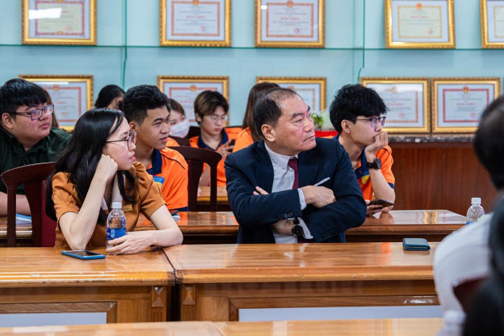 Sinh viên Khoa Trung Quốc học tìm hiểu về cơ hội học tập tại Đài Loan 24