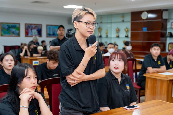 Sinh viên Quản trị sự kiện học hỏi chuyện làm nghề qua Talkshow "Chân dung người đạo diễn" 102