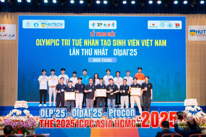 Trang trọng lễ khai mạc OLP’25, OlpAI’25, Procon’25 và ICPC Asia HCMC 2025 141