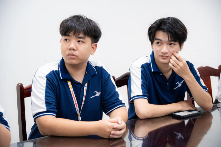 Trao giải cuộc thi “EDUVIBE - Lan tỏa tri thức trẻ”, ghi nhận nhiều nỗ lực của sinh viên Khoa Quản trị kinh doanh 39