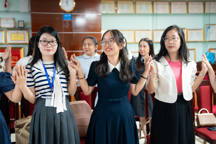 [Video] 10 dấu ấn HUTECH 2025: Khẳng định tầm vóc - Vững bước tương lai 352