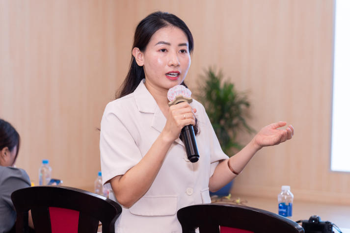 Sinh viên Khoa Công nghệ thông tin định hướng sự nghiệp trong ngành Data Analytics cùng AGEST Việt Nam 94