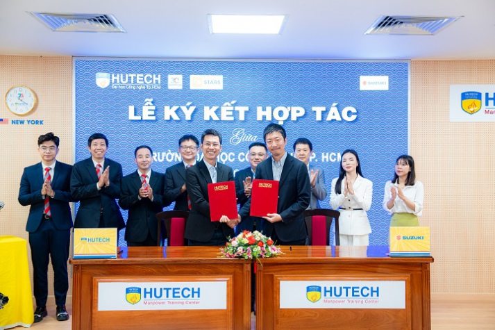 HUTECH signs MoU with Vietnam Suzuki and receives donation of two-wheeled vehicle engines 39