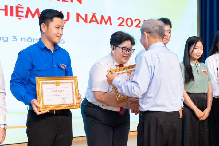 HUTECH tổng kết công tác xây dựng Đảng năm 2025 và triển khai nhiệm vụ năm 2026 86