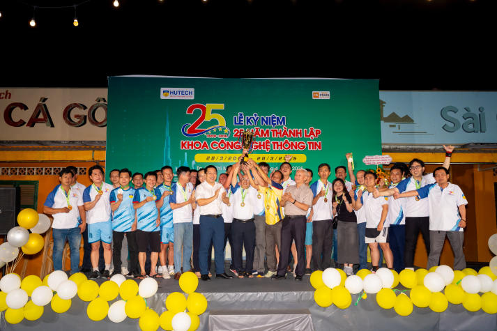 Dấu ấn 25 năm thành lập Khoa Công nghệ thông tin: Kết nối truyền thống - Kiến tạo tương lai 87