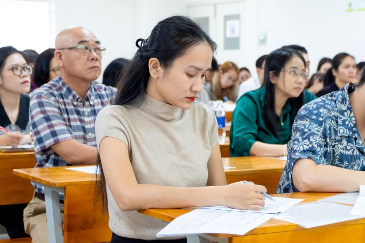 Nâng cao chất lượng đánh giá sinh viên: HUTECH tổ chức tập huấn coi thi đợt 2, năm học 2024-2025 85