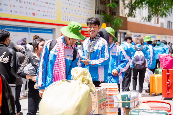 Mùa hè xanh HUTECH 2025: Hồi hộp đón chờ thời khắc ra quân vào 12/7 56