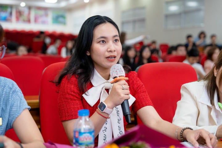 Sinh viên Tâm lý học HUTECH “trình làng” nhiều sản phẩm quảng cáo độc đáo trong buổi công chiếu đồ án cuối kỳ 89