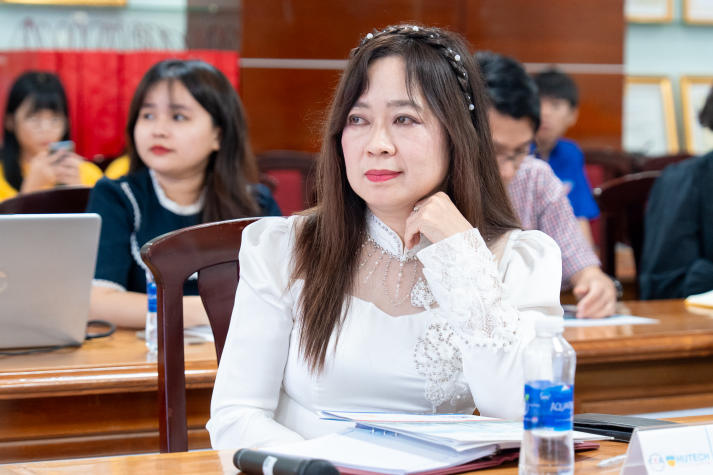 [Video] HUTECH hoàn thành kiểm định 03 chương trình Thạc sĩ chuẩn MOET, khẳng định cam kết chất lượng sau đại học 37