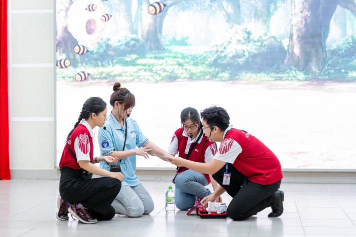 Trải nghiệm học theo kiểu “độc lạ” cùng sinh viên HUTECH tại loạt sân chơi “cực chất” 32