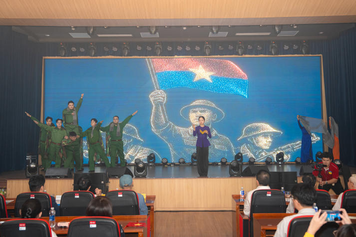 Một mùa giai điệu thăng hoa: HUTECH tôn vinh tháng 11 qua “Tiếng hát từ giảng đường” 2025 50