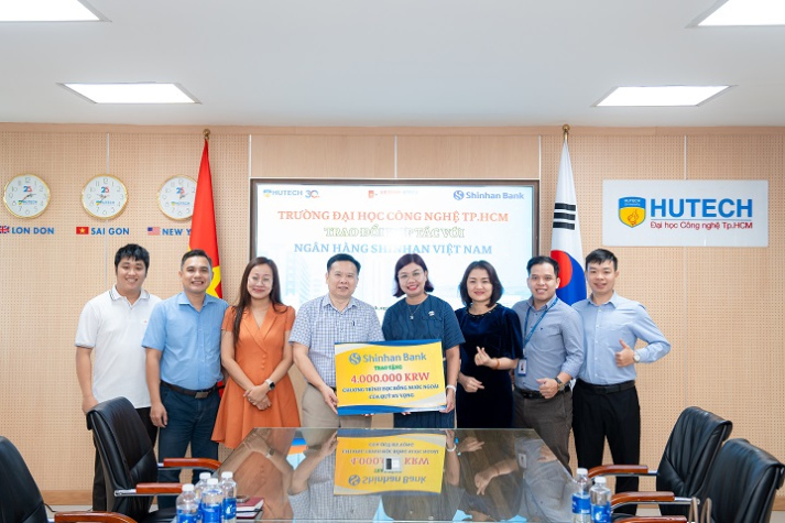 HUTECH làm việc cùng Ngân hàng Shinhan Việt Nam, đẩy mạnh cơ hội học tập và phát triển nghề nghiệp cho sinh viên 28