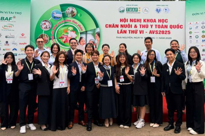 [Hướng nghiệp 2026] [Video] Ngành Thú y HUTECH đón đầu xu hướng chăm sóc sức khỏe động vật trong xã hội hiện đại 57