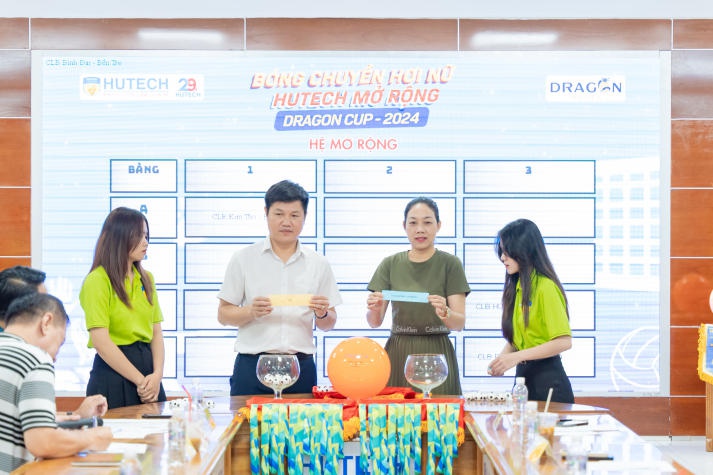 Lễ bốc thăm chia bảng Giải Bóng chuyền hơi Nữ HUTECH mở rộng năm 2024 - Dragon Master Cup 63