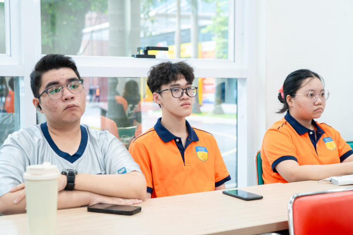 Sinh viên HUTECH nâng cao nhận thức về ma túy, thuốc lá điện tử và lối sống học đường an toàn 61