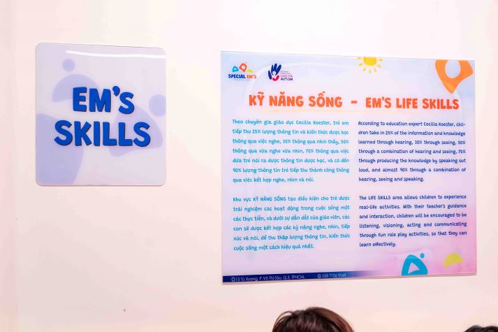 Trải nghiệm môi trường giáo dục trẻ em đặc biệt, sinh viên Tâm lý học củng cố hành trang nghề nghiệp 91