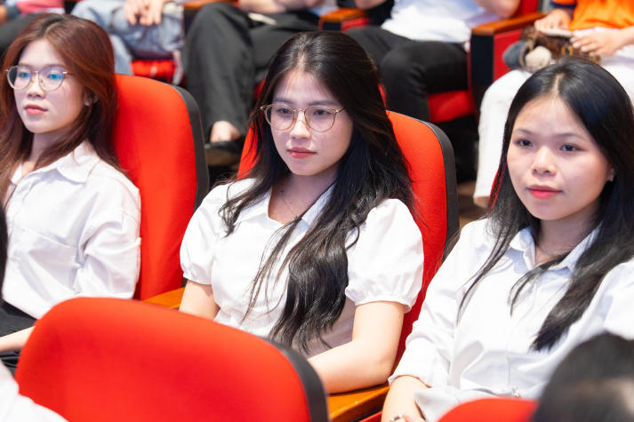 Chung kết “Thực chiến nghề nhân sự” 2025: Sân chơi thực học - thực làm cho sinh viên HUTECH 48