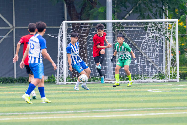 [Video] Viện Văn hóa - Nghệ thuật - Thể thao đăng quang vô địch Giải bóng đá Sinh viên HUTECH 2025 80