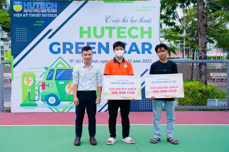 Sinh viên Viện Kỹ thuật tỏa sáng tại cuộc thi HUTECH Green Car Contest 101