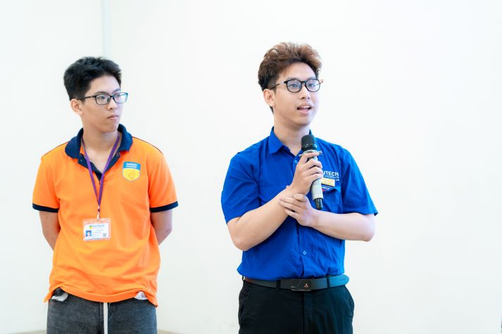 Sinh viên Công nghệ thông tin khai phá kỹ năng giao tiếp cùng MC Vũ Mạnh Cường 49