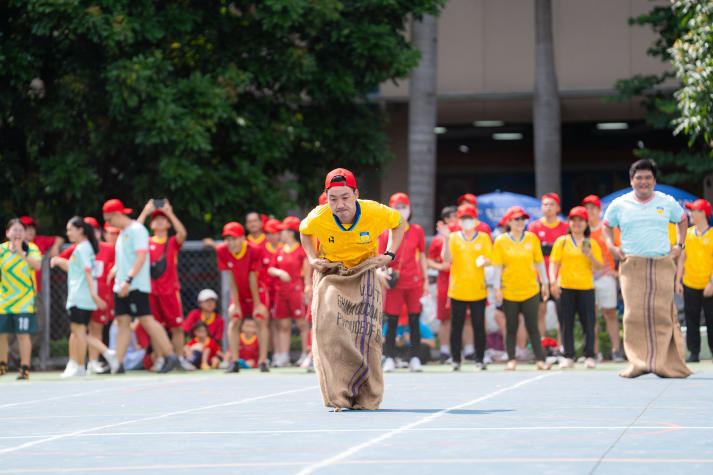 [Video] Sôi động, gắn kết và bùng nổ tại Hội thao Cán bộ - Giảng viên - Nhân viên HUTECH 2025 215