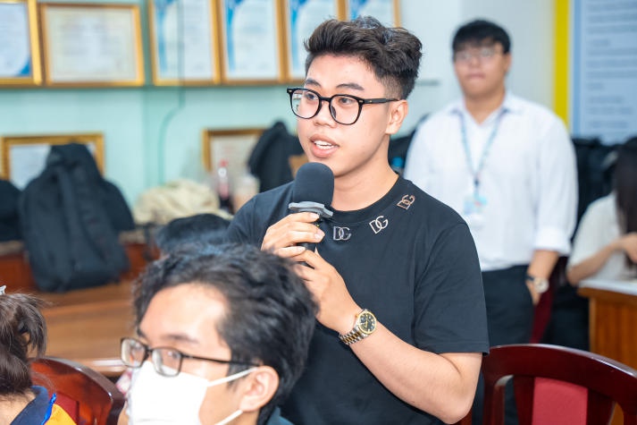 Nhiều học bổng giá trị được sinh viên HUTECH “thu hoạch” trong Workshop “Kỹ năng Marketing - Gen Z cần gì?” 78