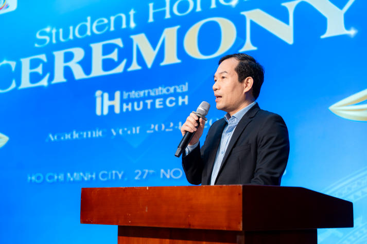 Viện Đào tạo Quốc tế ghi dấu những nỗ lực đáng tự hào tại Lễ tổng kết năm học 2024-2025 21