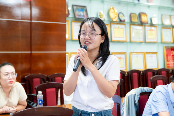 Sinh viên Khoa Hàn Quốc học khám phá “đòn bẩy” đưa doanh nghiệp Hàn Quốc vươn tầm toàn cầu 62