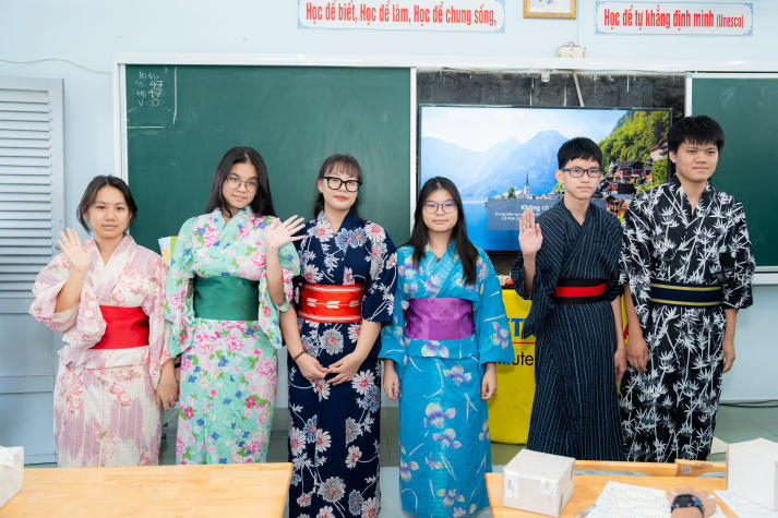 Teen THPT Thủ Đức được tiếp lửa đam mê công nghệ, khám phá sắc màu văn hóa Nhật Bản cùng VJIT HUTECH 44
