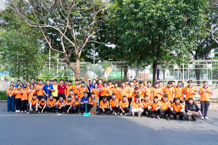 Viện Kỹ thuật phát động cao điểm tình nguyện, chung tay xây dựng môi trường xanh - sạch - đẹp 68