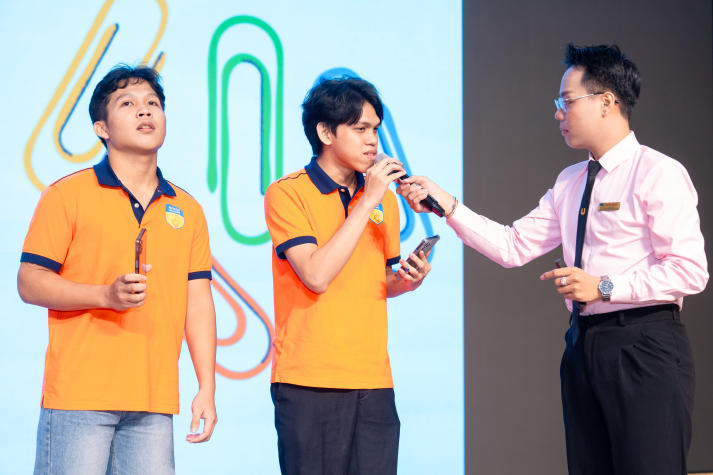 HUTECH-ers “bỏ túi” kỹ năng thích ứng đại học, chủ động vượt qua áp lực 106