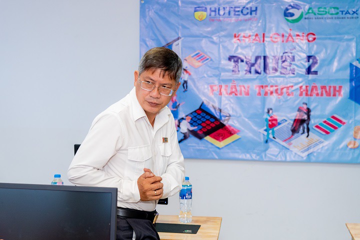 Khoa Tài chính - Thương mại HUTECH khai giảng khóa học Thực hành Thuế 2 đợt 1 23