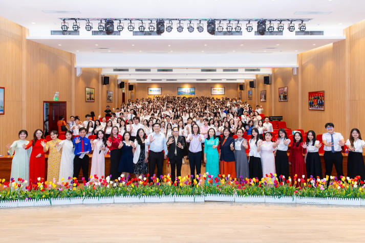 Từ dấu ấn năm học cũ đến khát vọng mới của sinh viên Khoa Khoa học Xã hội và Quan hệ Công chúng 115