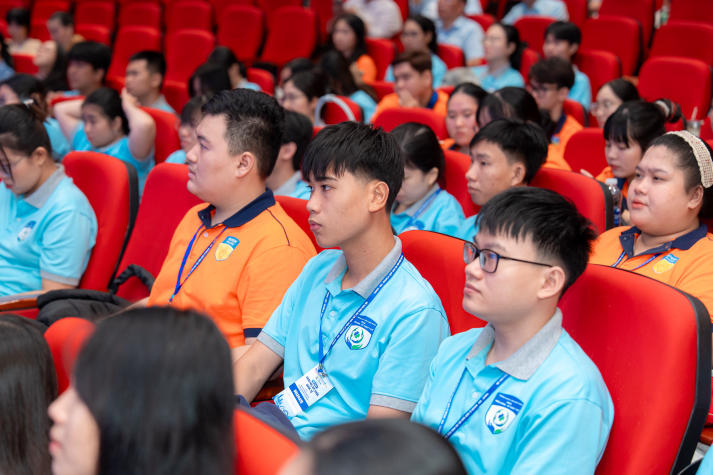 Ba ngày kết nối chuyên môn, HUTECH cùng chuyên gia quốc tế xây dựng mô hình quản lý bệnh mạn tính 53