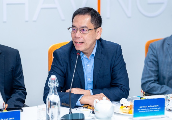 [HUTECH 30 năm] 30 năm thành lập HUTECH: Hành trình từ khởi đầu khiêm tốn đến những đỉnh cao đáng tự hào 37