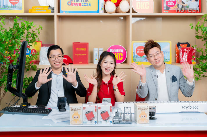 [HUTECH TIKTOK LIVE 2025]: Lưu ý về nộp lệ phí xét tuyển và định hướng khối ngành Văn hóa - Nghệ thuật - Thể thao 59