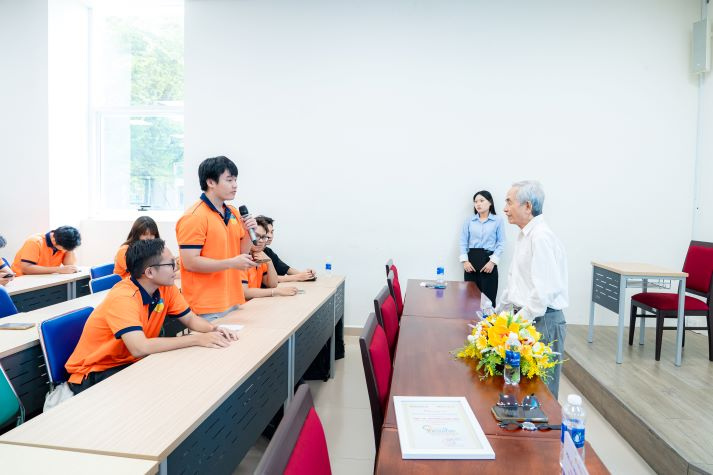 [Ảnh] HUTECH Innovatalk 2026: Sinh viên giải bài toán nông nghiệp đa giá trị từ thực tiễn xã Bình Mỹ (TP.HCM) 61