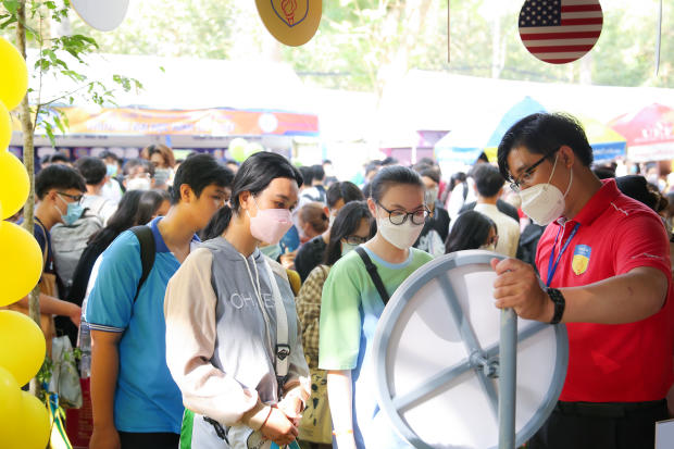 “Check in” Cần Thơ, HUTECH mang đến học sinh miền Tây nhiều thông tin tuyển sinh 2022 mới nhất 77