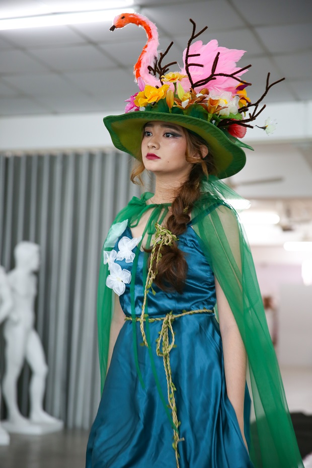 Sinh viên Thiết kế thời trang mang “thế giới tự nhiên” vào BST phụ kiện độc đáo 108