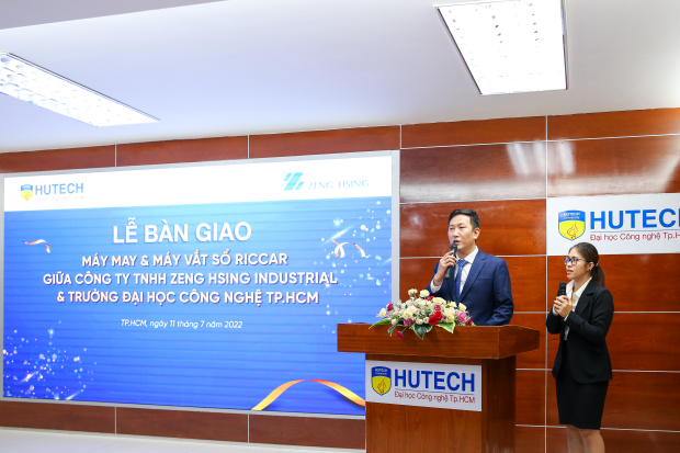 HUTECH ký kết hợp tác và nhận thiết bị tài trợ từ Công ty Zeng Hsing Industrial 86