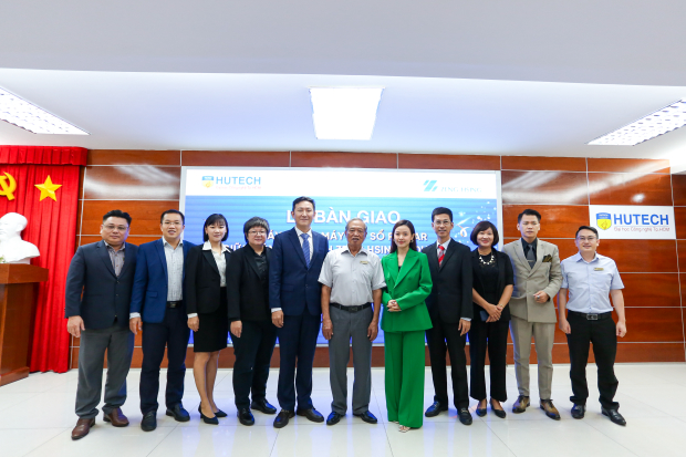HUTECH ký kết hợp tác và nhận thiết bị tài trợ từ Công ty Zeng Hsing Industrial 178
