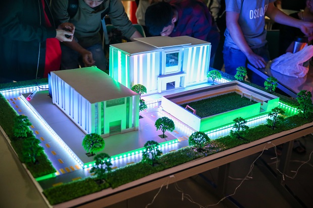 Sinh viên Viện Kỹ thuật “biến hóa” với đèn LED tại sân chơi “Thiết kế mạch đèn LED ứng dụng 2020” 36