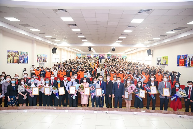 Hơn 1200 sinh viên HUTECH tham quan ứng tuyển tại Ngày hội Việc làm Doanh nghiệp Nhật Bản - JOB FAIR VJIT 2022 143