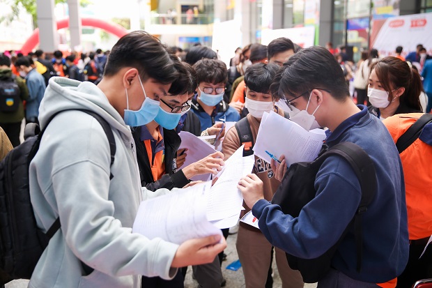 Hơn 1200 sinh viên HUTECH tham quan ứng tuyển tại Ngày hội Việc làm Doanh nghiệp Nhật Bản - JOB FAIR VJIT 2022 170