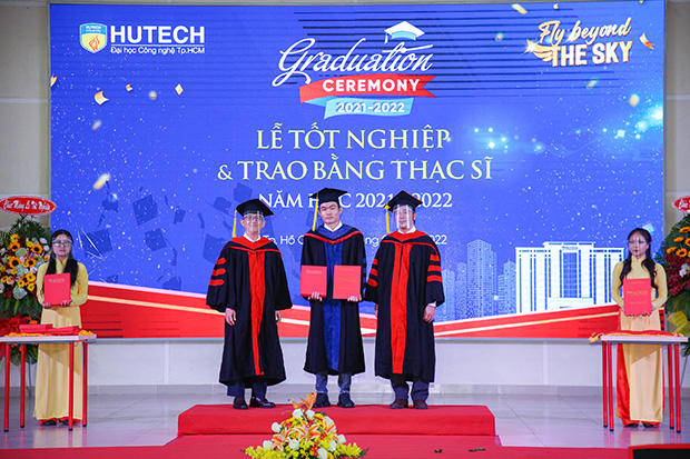 HUTECH trao bằng tốt nghiệp cho các Tiến sĩ, Thạc sĩ, Kỹ sư và cử nhân 156