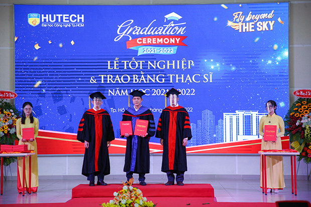 HUTECH trao bằng tốt nghiệp cho các Tiến sĩ, Thạc sĩ, Kỹ sư và Cử nhân 125