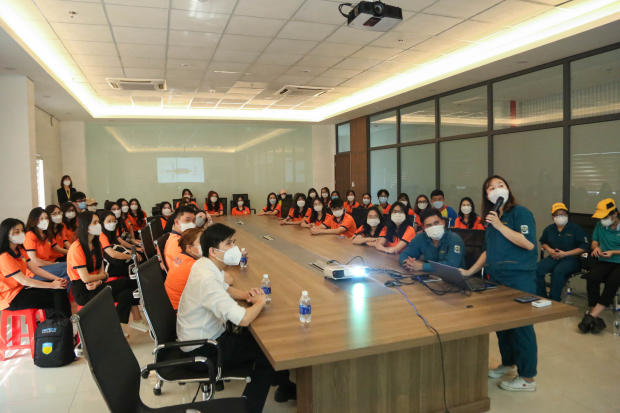 Sinh viên HUTECH tích lũy nhiều kinh nghiệm lý thú từ buổi tham quan thực tế tại Cty Jinyu Tire 43